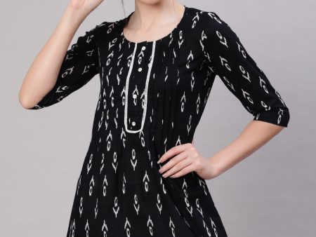 NOZ2TOZ Women Black Straight Tunic With Three Quaretr Sleeves Online now